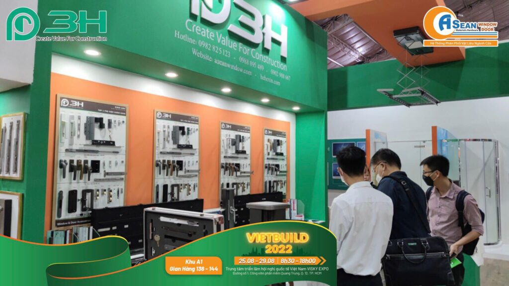 Gian hang phu kien 3h tai Vietbuild 2022 Ho Chi Minh lan 3