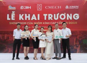 Khai trương showroom MD DOOR
