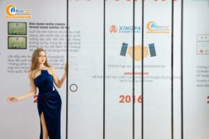 Cửa lùa nhôm Xingfa hệ 93